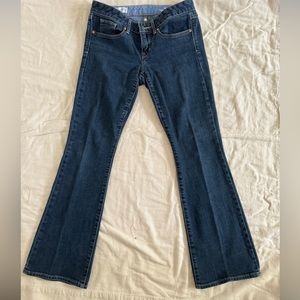 Gap 1969, curvy flare size 26